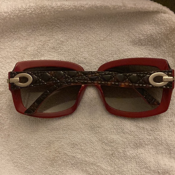 Christian Dior Sunglasses - Picture 4 of 7